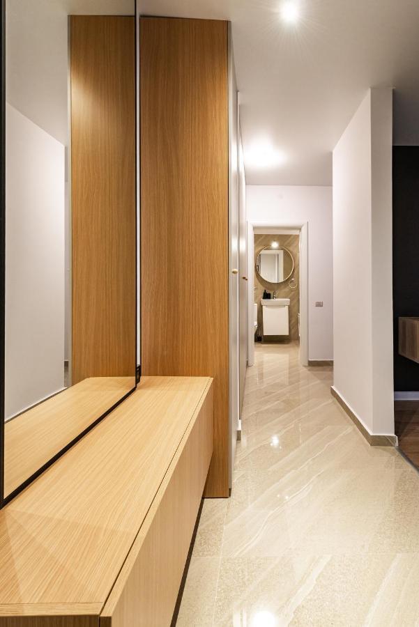 Central Spacious Apartment 506 Boekarest Buitenkant foto
