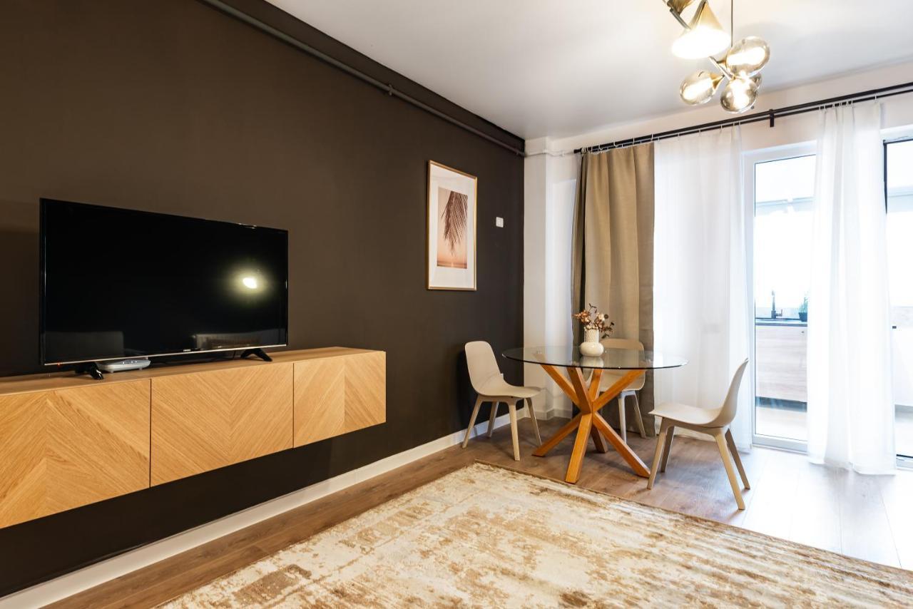Central Spacious Apartment 506 Boekarest Buitenkant foto