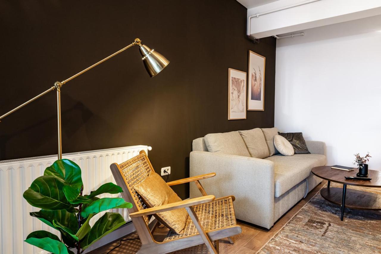 Central Spacious Apartment 506 Boekarest Buitenkant foto