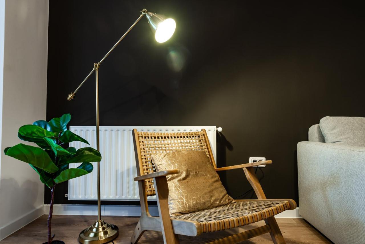 Central Spacious Apartment 506 Boekarest Buitenkant foto